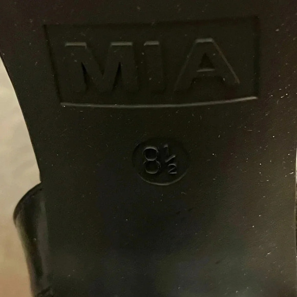 Mia Eloise Block heel sandals black size 8M secure ankle strap contoured footbed - Picture 7 of 9